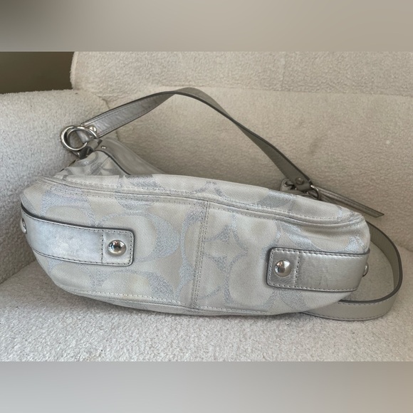 Coach Zoe Signature C Canvas Leather Hobo Shoulder Bag in silver - Picture 5 of 6